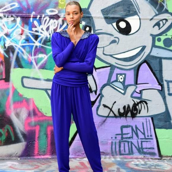 80s blue chiffon jumpsuit with beaded shoulders - Picture 4 of 8